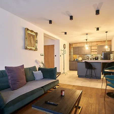 Apartment Gold *